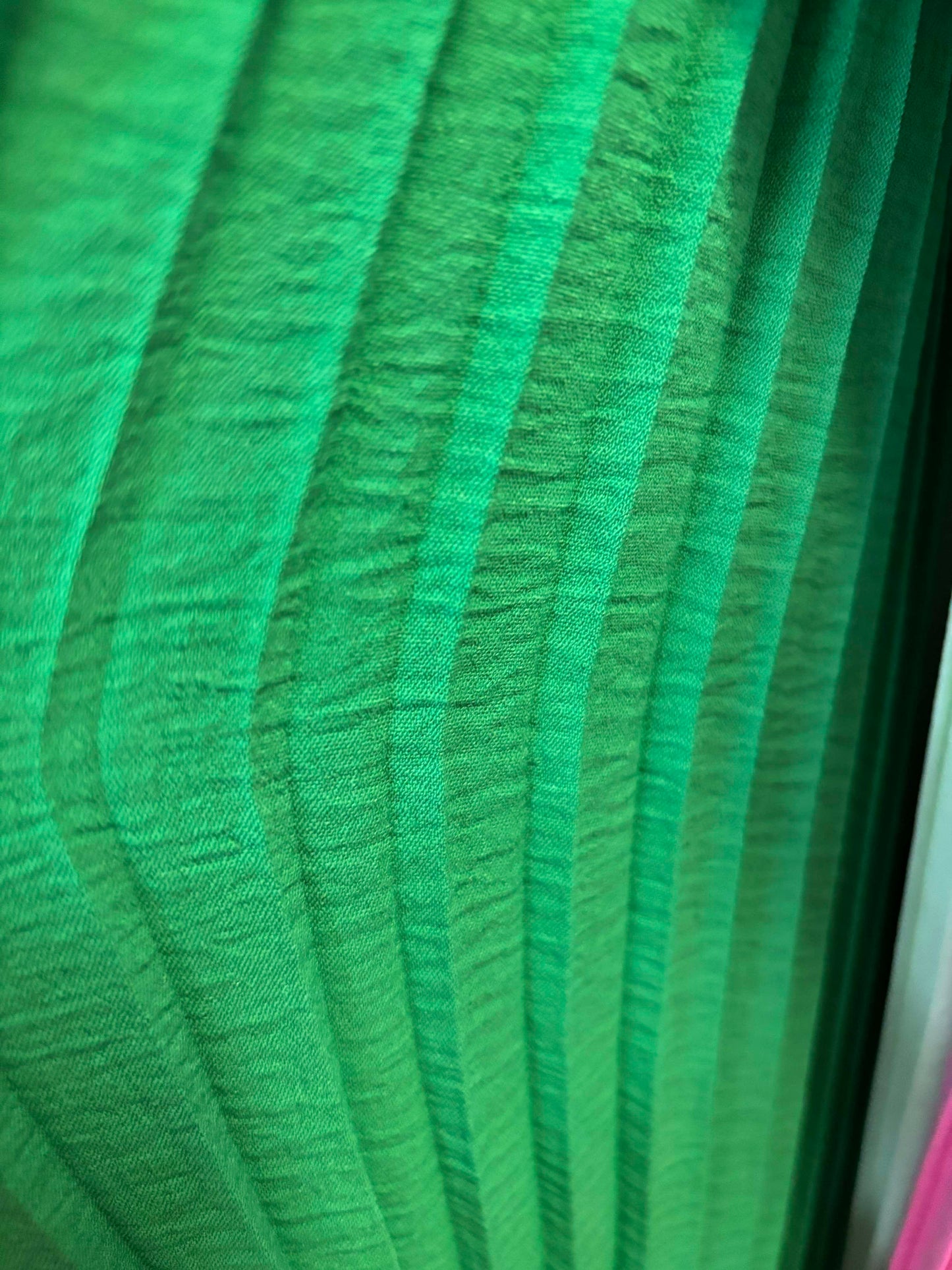 Pleated trousers